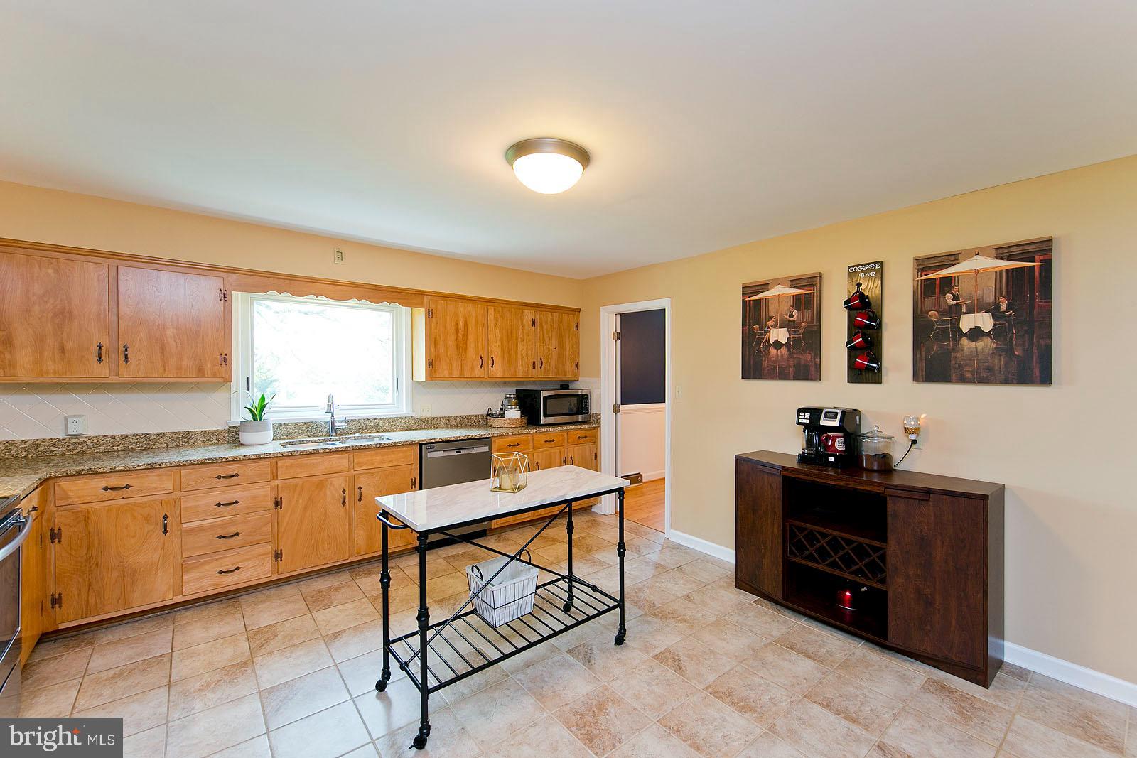 3708 Apple Pie Ridge Road Winchester, VA 22603 - Photo 12 of 46 kitchen