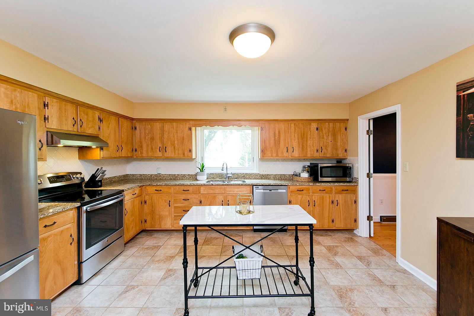 3708 Apple Pie Ridge Road Winchester, VA 22603 - Photo 13 of 46 kitchen