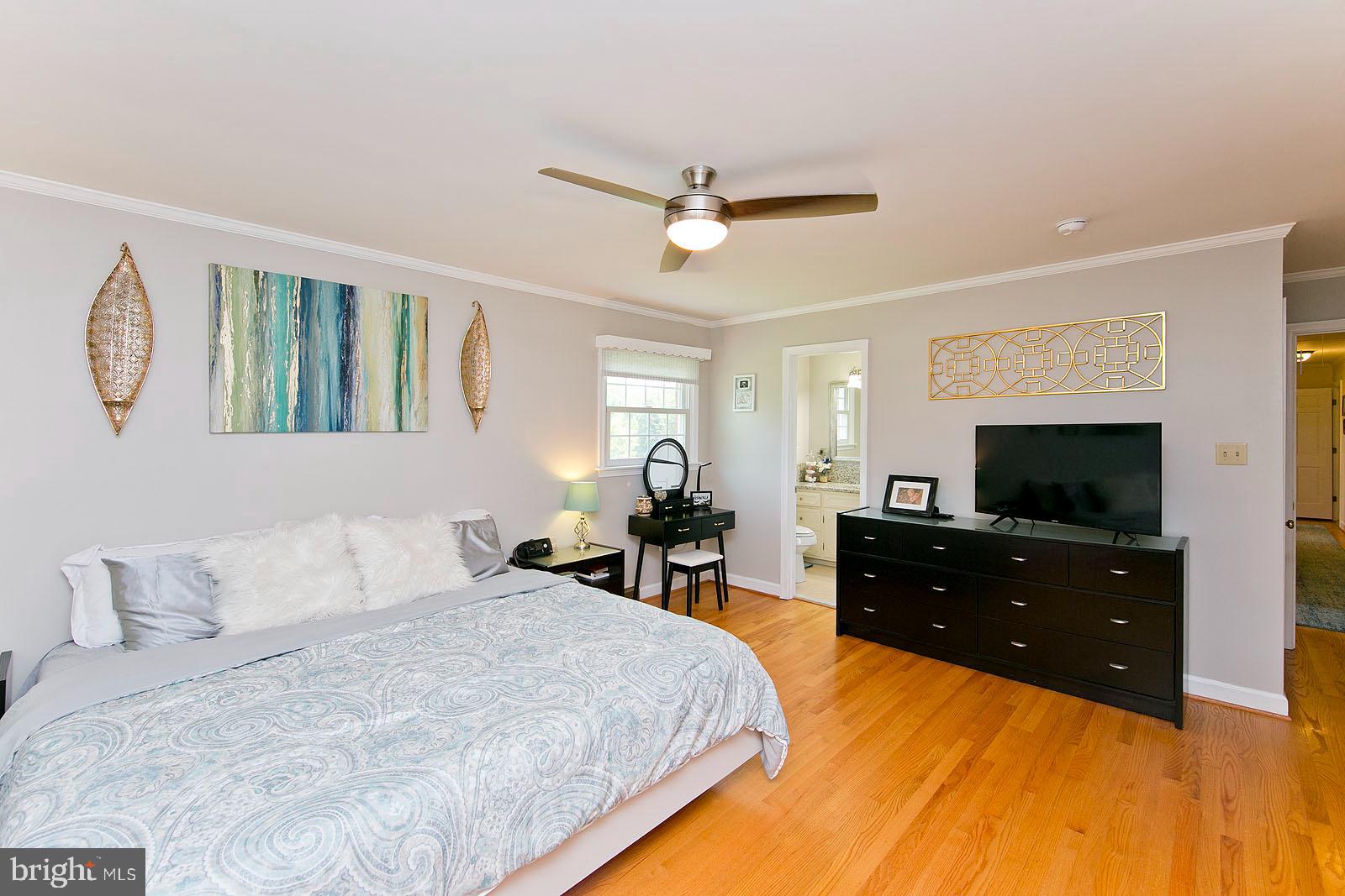 3708 Apple Pie Ridge Road Winchester, VA 22603 - Photo 20 of 46 Owners Bedroom