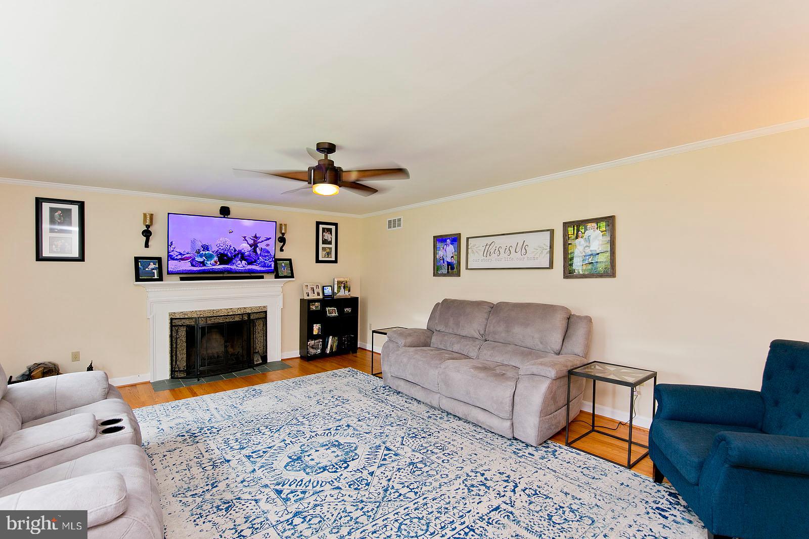3708 Apple Pie Ridge Road Winchester, VA 22603 - Photo 3 of 46 living room