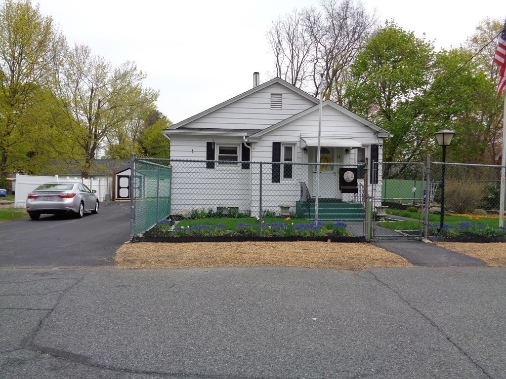 13 Wilder Road Shrewsbury, MA 01545 - Photo 4 of 27 Gallery Image 4