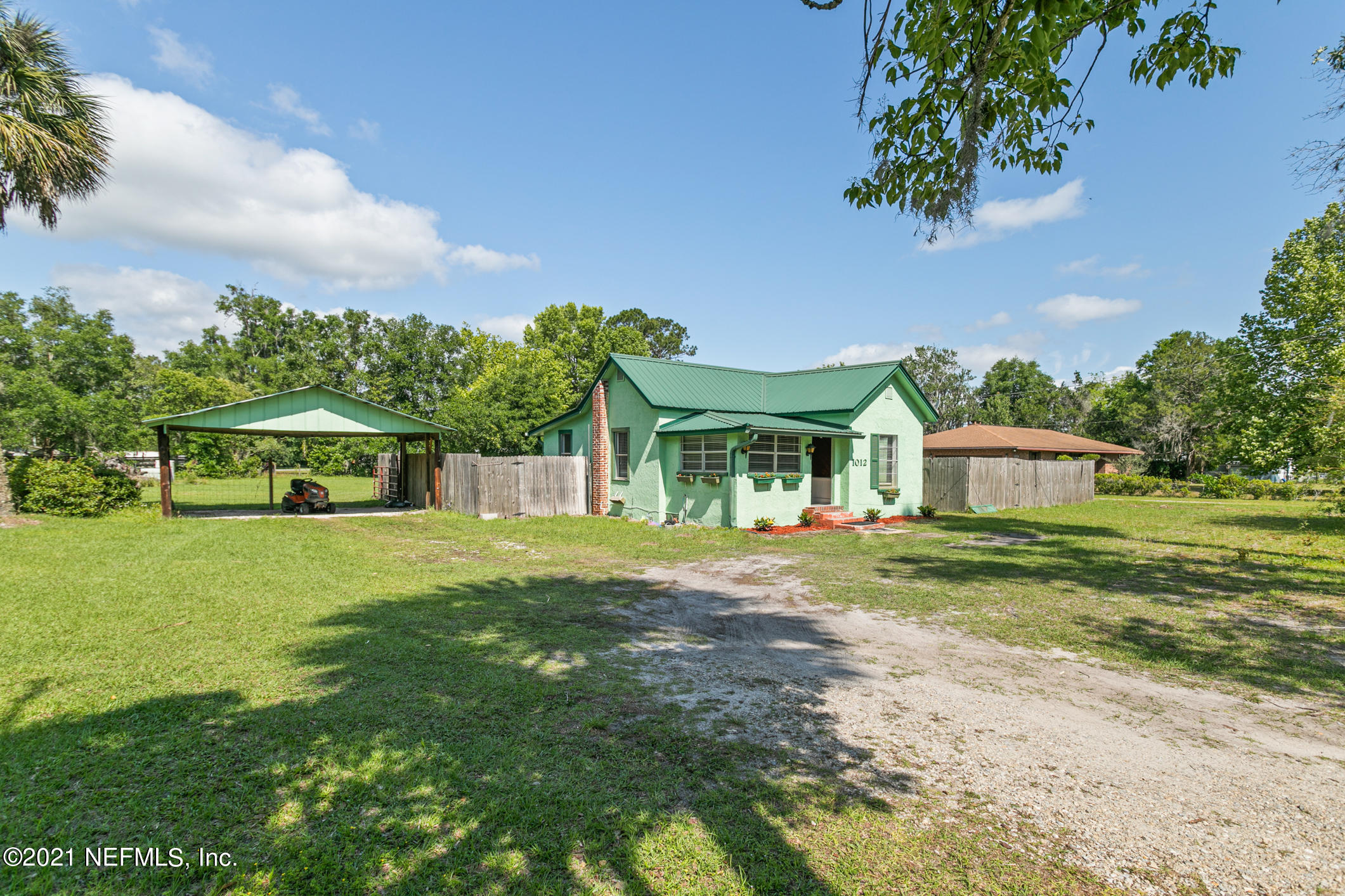 1012 South Moody Road Palatka, FL 32177 - Photo 1 of 26 Front Left