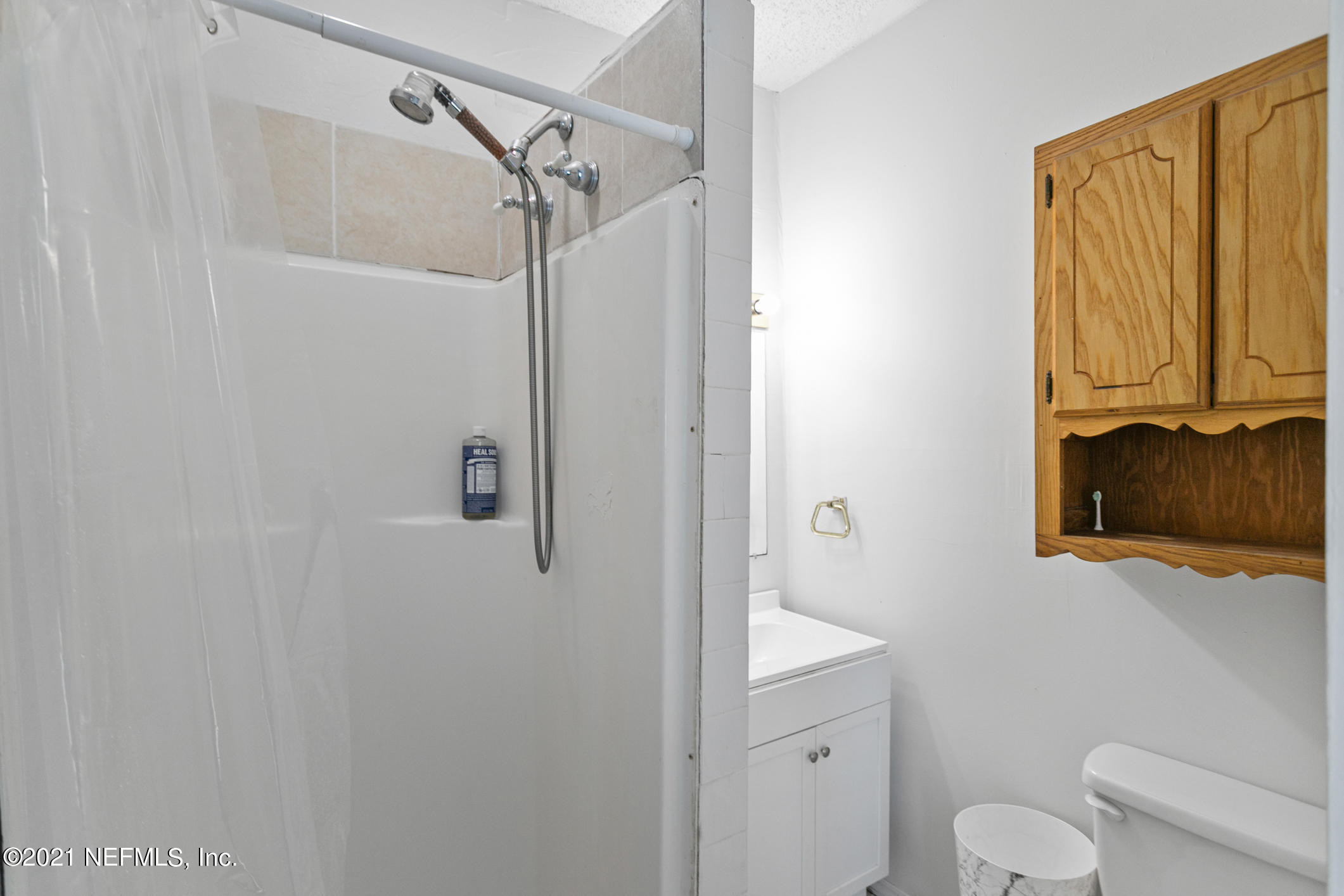 1012 South Moody Road Palatka, FL 32177 - Photo 13 of 26 Owners Bathroom