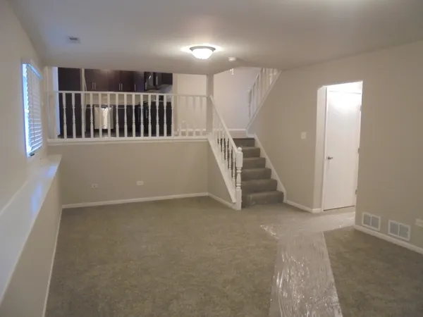 $2,395 | 3414 Cathy Drive, Joliet, IL 60431