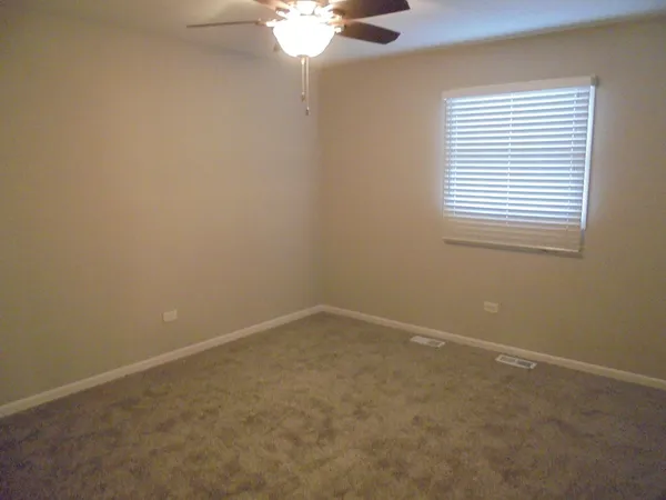 $2,395 | 3414 Cathy Drive, Joliet, IL 60431