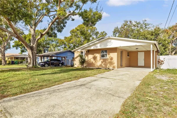 $1,899 | 3631 Anderson Avenue, Tampa, FL 33611