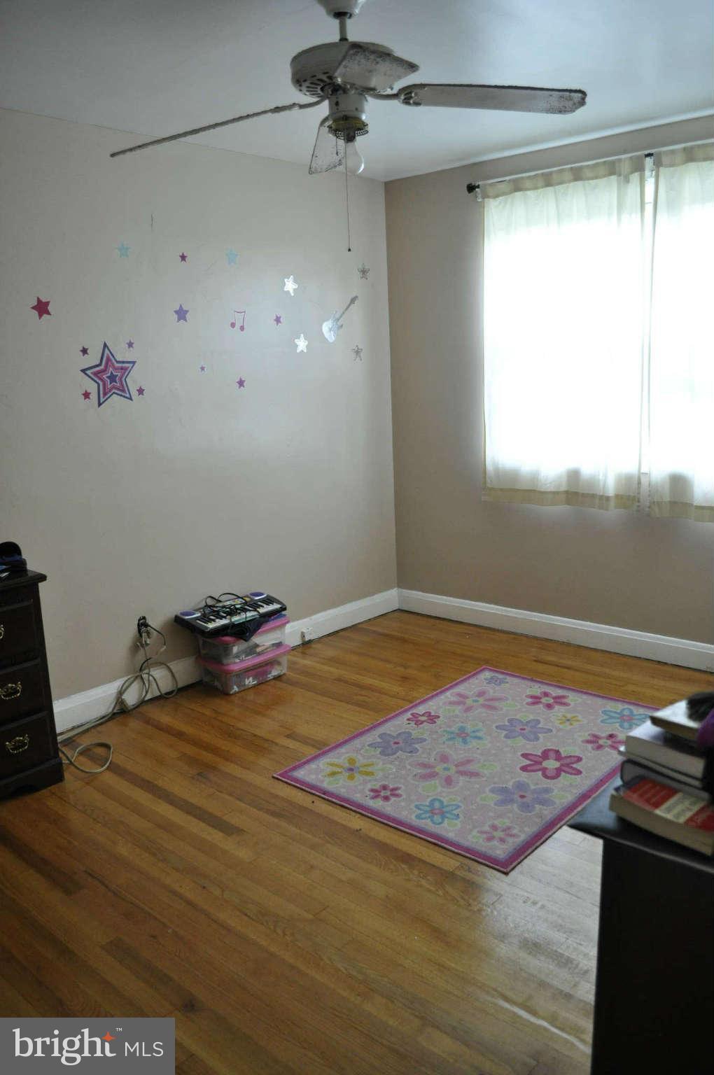 934 Masefield Road Baltimore, MD 21207 - Photo 10 of 23 Bedroom
