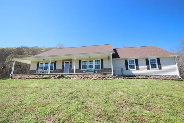 $1,374,900 | 4134 Hickory Valley Road, Sparta, TN 38583