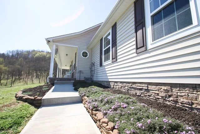 $1,374,900 | 4134 Hickory Valley Road, Sparta, TN 38583