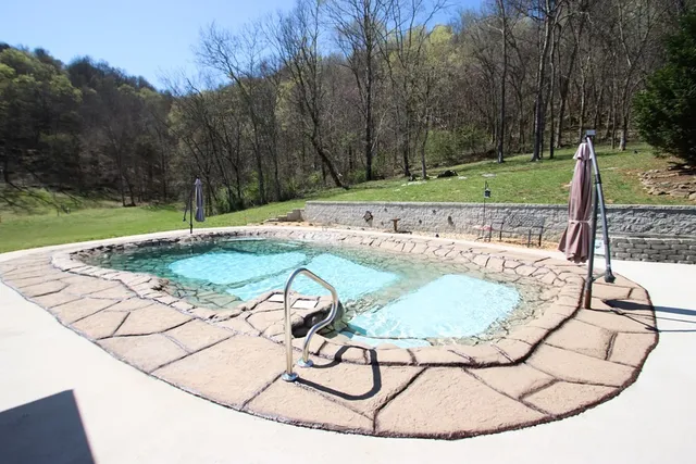 $1,374,900 | 4134 Hickory Valley Road, Sparta, TN 38583