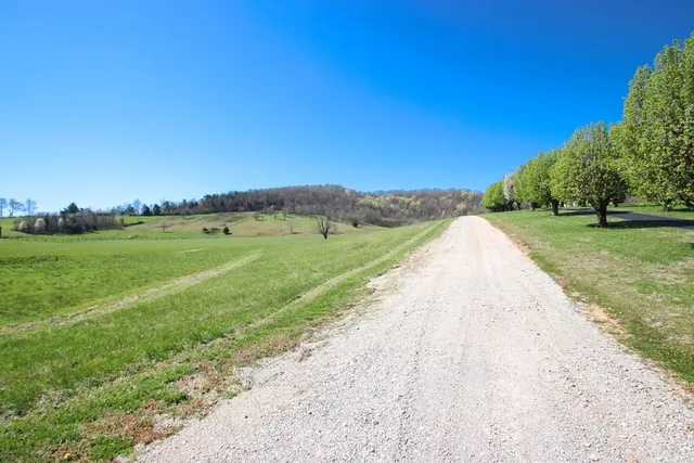 $1,374,900 | 4134 Hickory Valley Road, Sparta, TN 38583