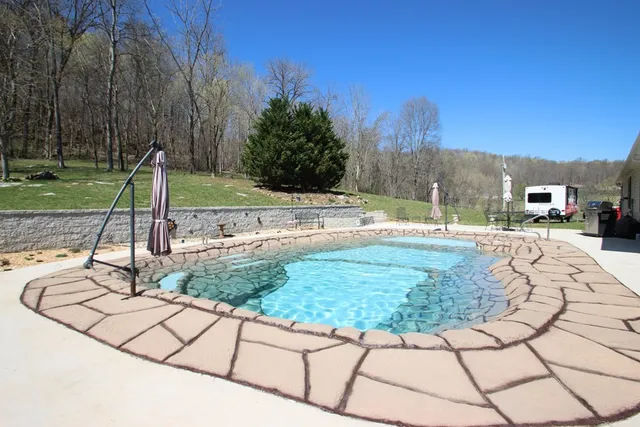 $1,374,900 | 4134 Hickory Valley Road, Sparta, TN 38583