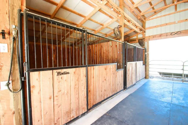 $1,374,900 | 4134 Hickory Valley Road, Sparta, TN 38583