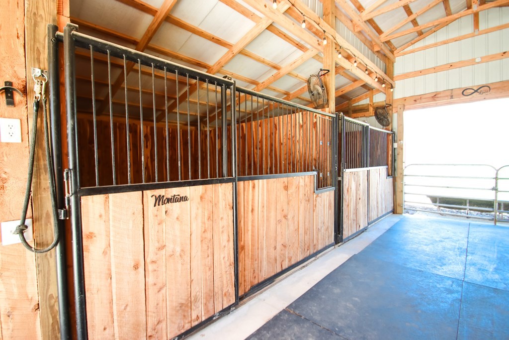 4134 Hickory Valley Road Sparta, TN 38583 - Photo 34 of 74 Gallery Image 34