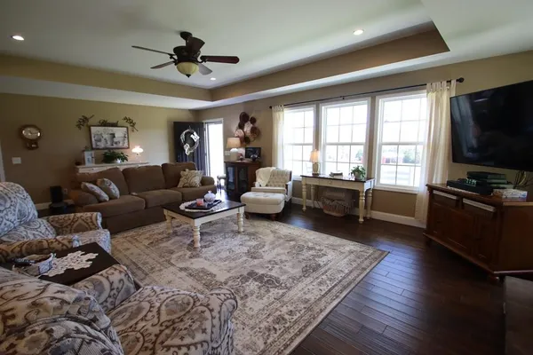 $1,374,900 | 4134 Hickory Valley Road, Sparta, TN 38583