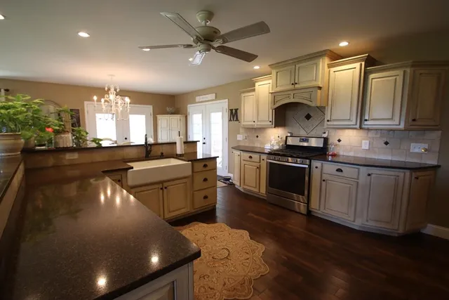 $1,374,900 | 4134 Hickory Valley Road, Sparta, TN 38583