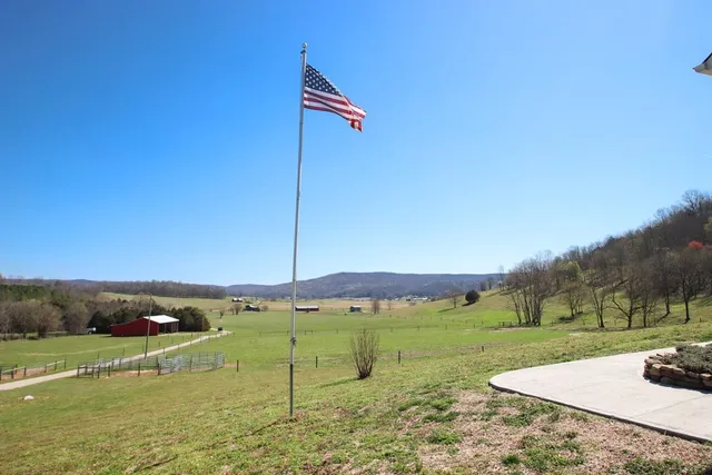 $1,374,900 | 4134 Hickory Valley Road, Sparta, TN 38583