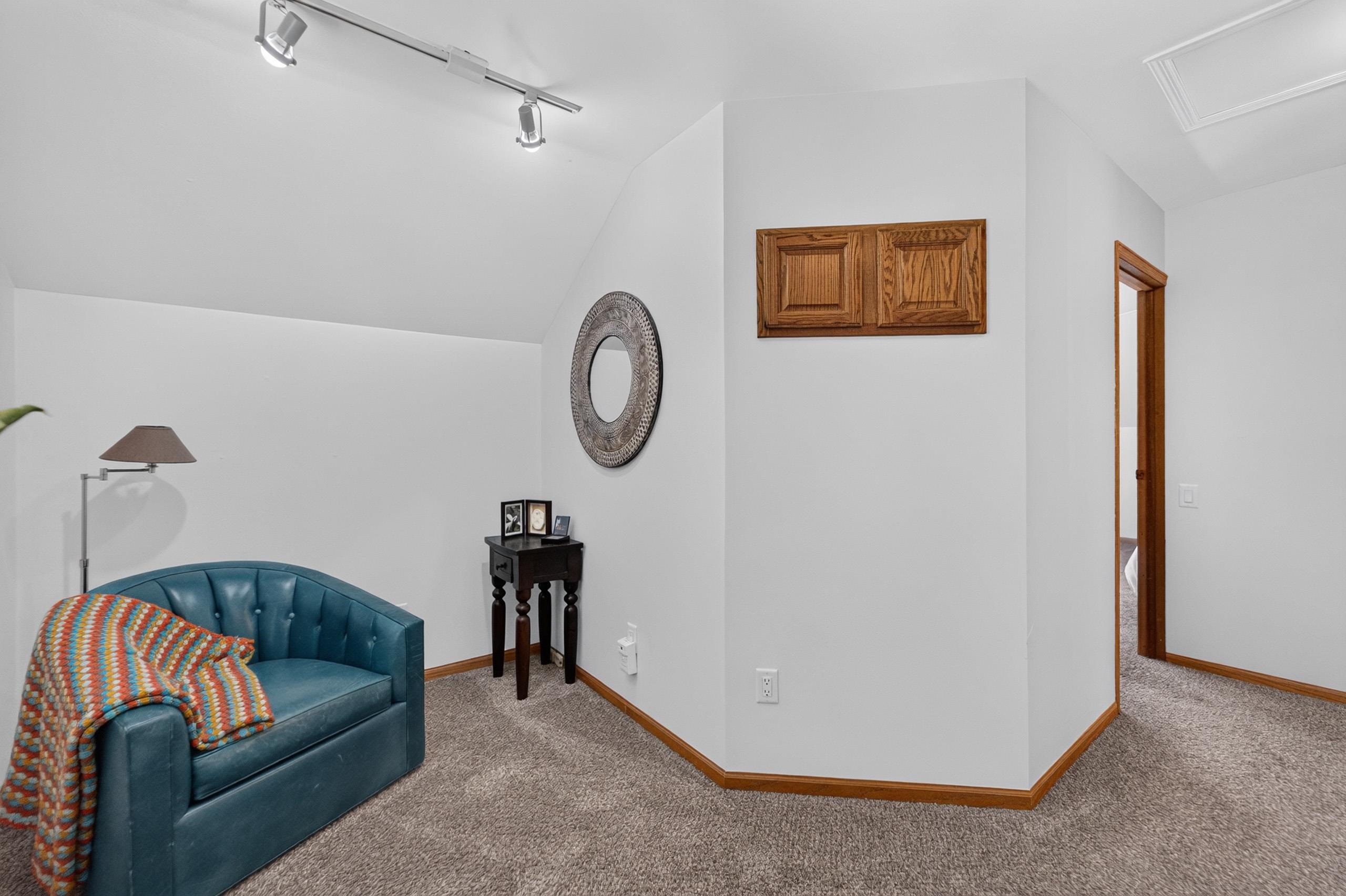 2626 Chamberlain Avenue Madison, WI 53705 - Photo 23 of 36