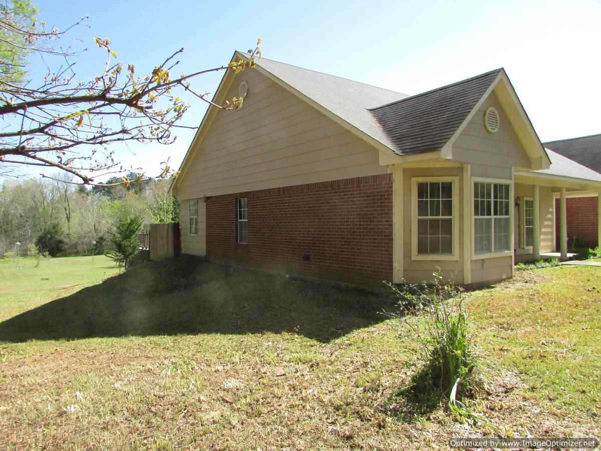 178 Fox Run Road Canton, MS 39046 - Photo 3 of 46 Photo 4
