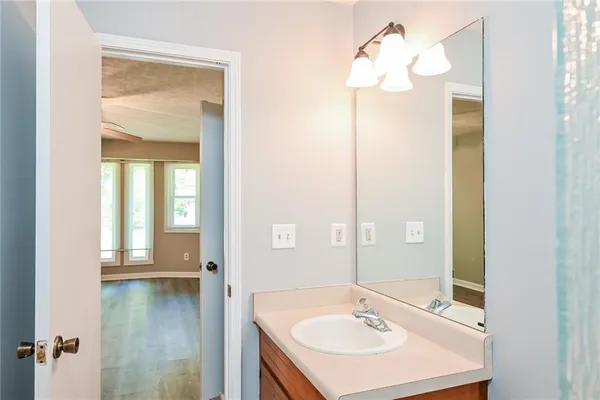 $1,800 | 3039 Jonathan Court Southwest, Snellville, GA 30039