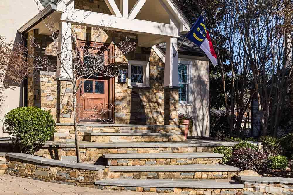 623 New Road Raleigh, NC 27608 - Photo 2 of 29