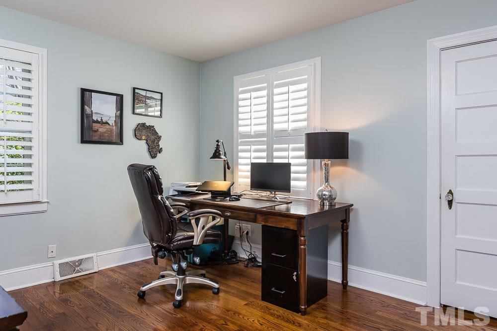 623 New Road Raleigh, NC 27608 - Photo 10 of 29
