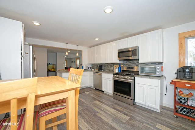 $215,000 | 941 6th Street, Rensselaer, NY 12144