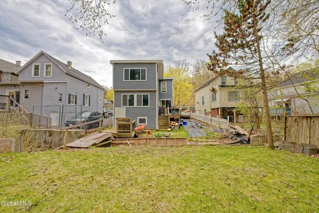 $215,000 | 941 6th Street, Rensselaer, NY 12144