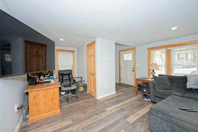 $215,000 | 941 6th Street, Rensselaer, NY 12144