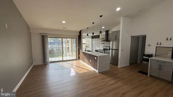 $2,400 | 3502 Thomas Pointe Court, Unit 3C, Abingdon, MD 21009