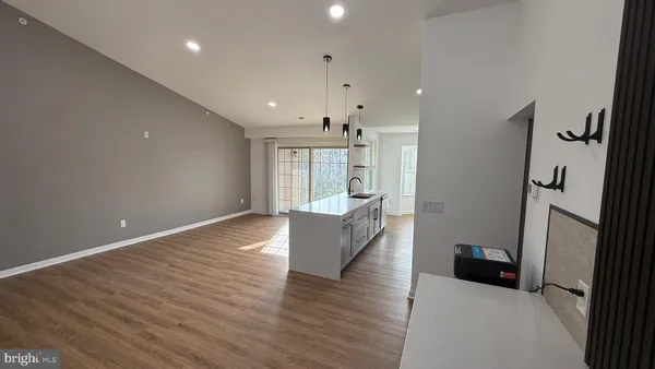 $2,400 | 3502 Thomas Pointe Court, Unit 3C, Abingdon, MD 21009