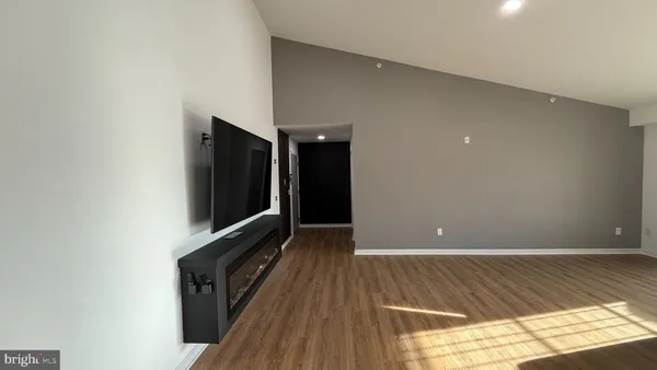 $2,400 | 3502 Thomas Pointe Court, Unit 3C, Abingdon, MD 21009