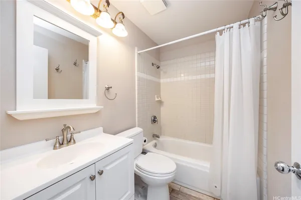 $3,300 | 92-1539 Ali'inui Drive, Unit 5B, Kapolei, HI 96707