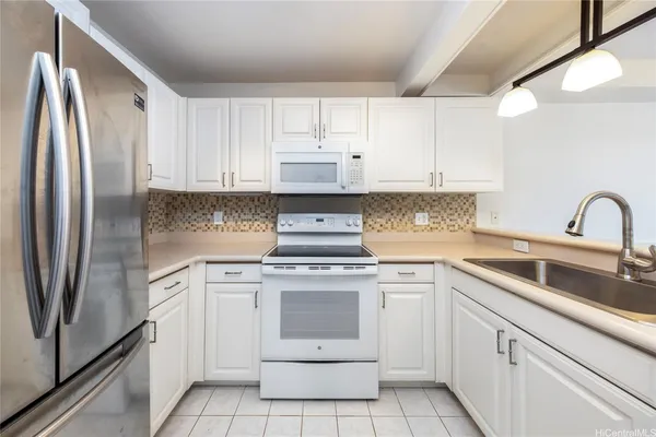 $3,300 | 92-1539 Ali'inui Drive, Unit 5B, Kapolei, HI 96707