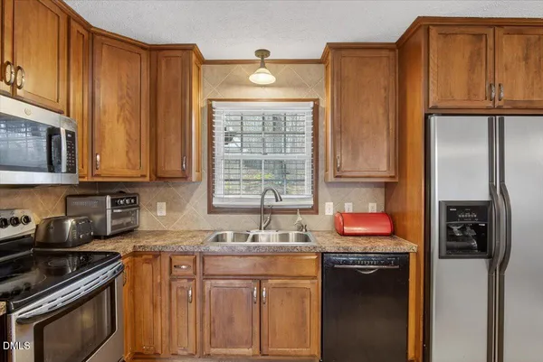 $260,000 | 617 Greenway Drive, South Boston, VA 24592