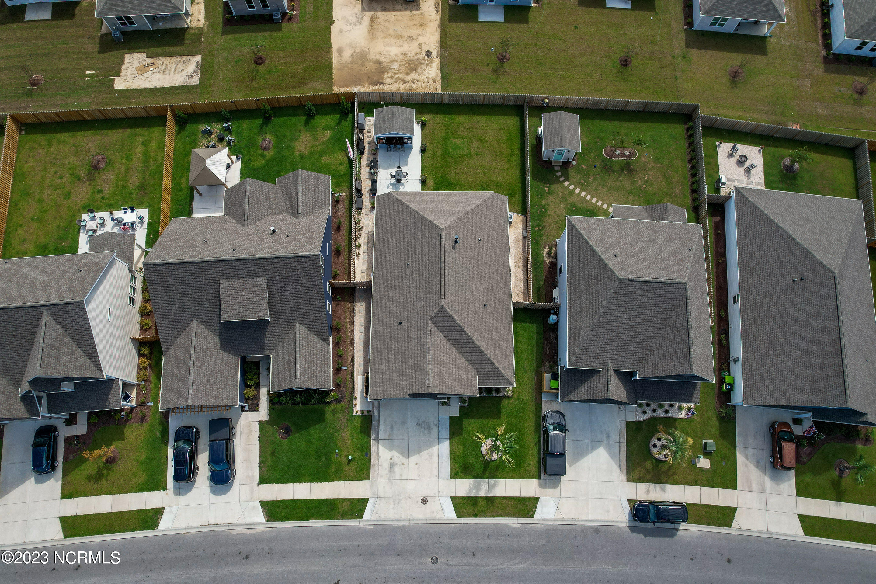 416 Edgewater Way Surf City, NC 28445 - Photo 32 of 35 Drone