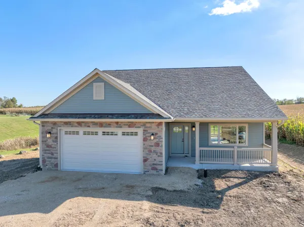 $573,900 | W1298 Floral Park Lane, Osceola, WI 53010