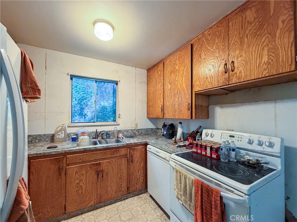 1967 Humboldt Road Chico, CA 95928 - Photo 7 of 25