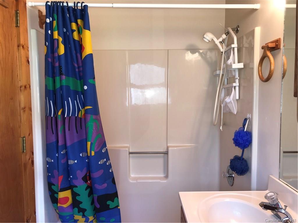 81 Little Roundtop Road Clyde, NC 28721 - Photo 13 of 20