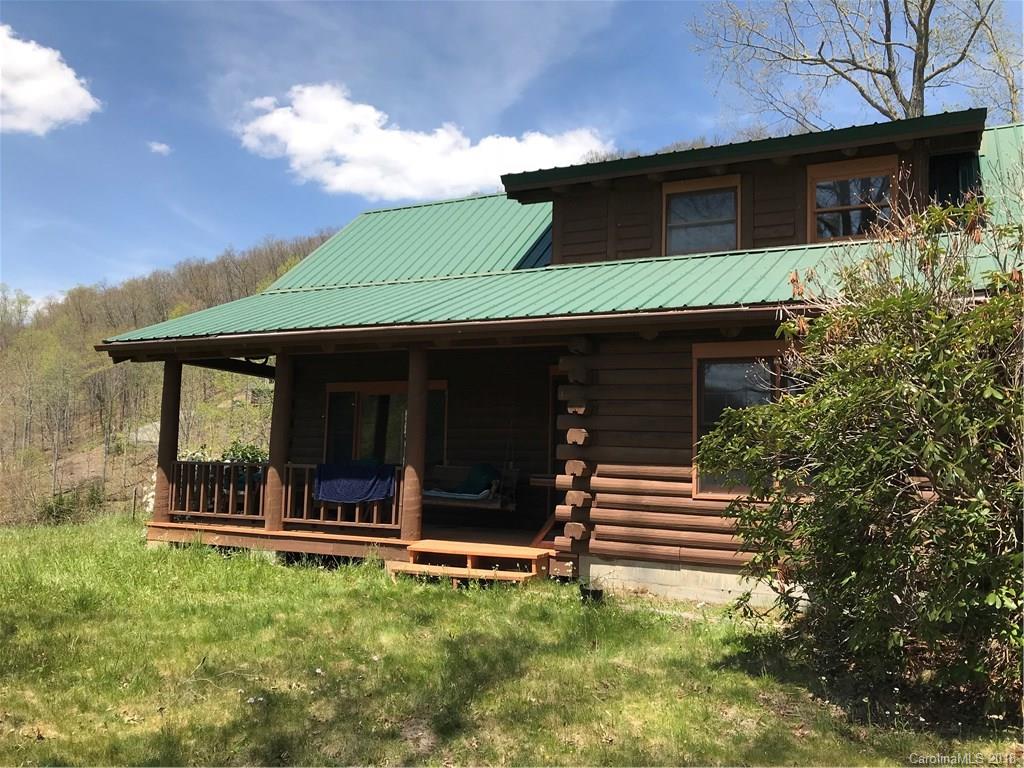 81 Little Roundtop Road Clyde, NC 28721 - Photo 5 of 20