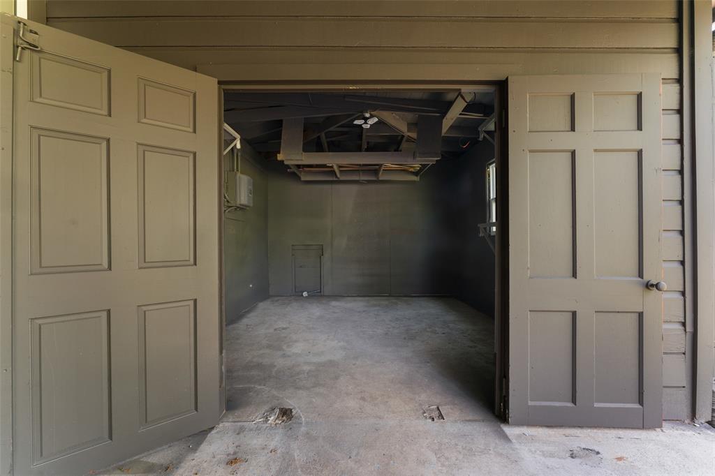 2405 Monroe Street Commerce, TX 75428 - Photo 31 of 31 a view of entryway