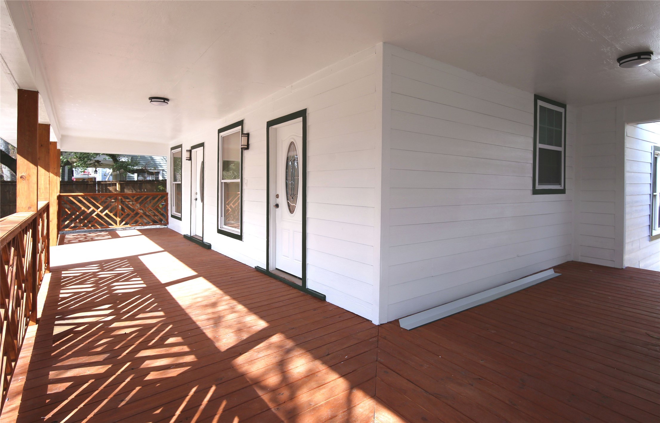 4445 Rusk Street, Unit 2 Houston, TX 77023 - Photo 4 of 21 a view of a bedroom