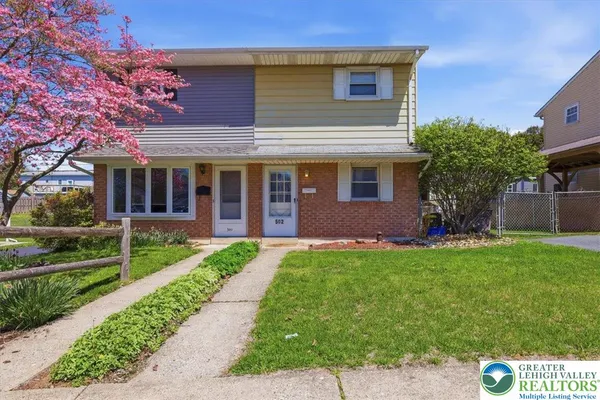 $229,900 | 502 Poplar Street, Catasauqua, PA 18032