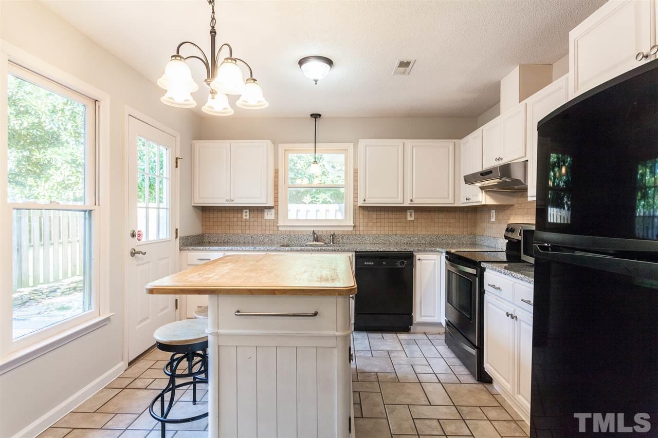 6701 Tattershale Court Raleigh, NC 27613 - Photo 12 of 28 Gallery Image 12