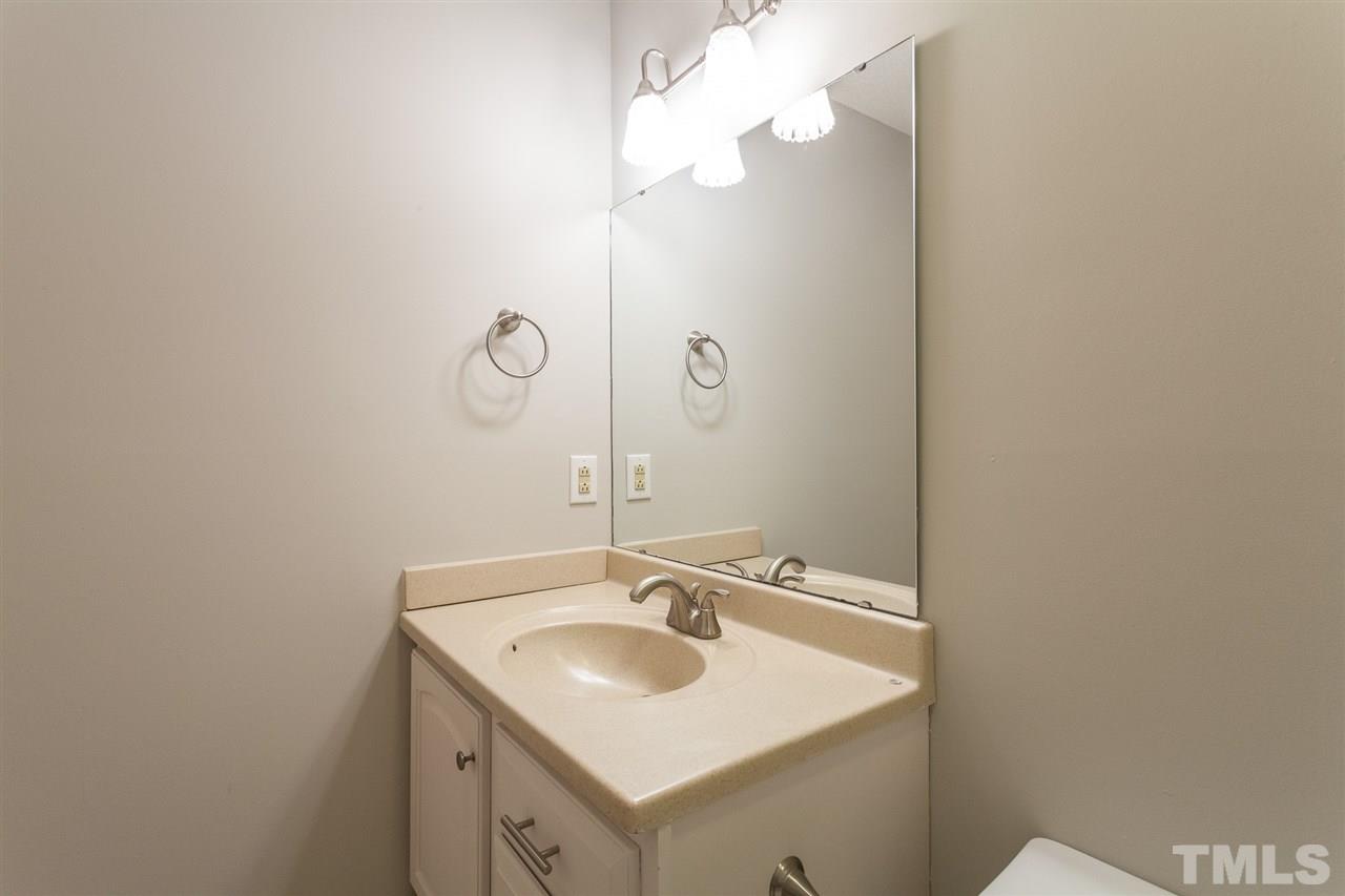 6701 Tattershale Court Raleigh, NC 27613 - Photo 17 of 28 Gallery Image 17