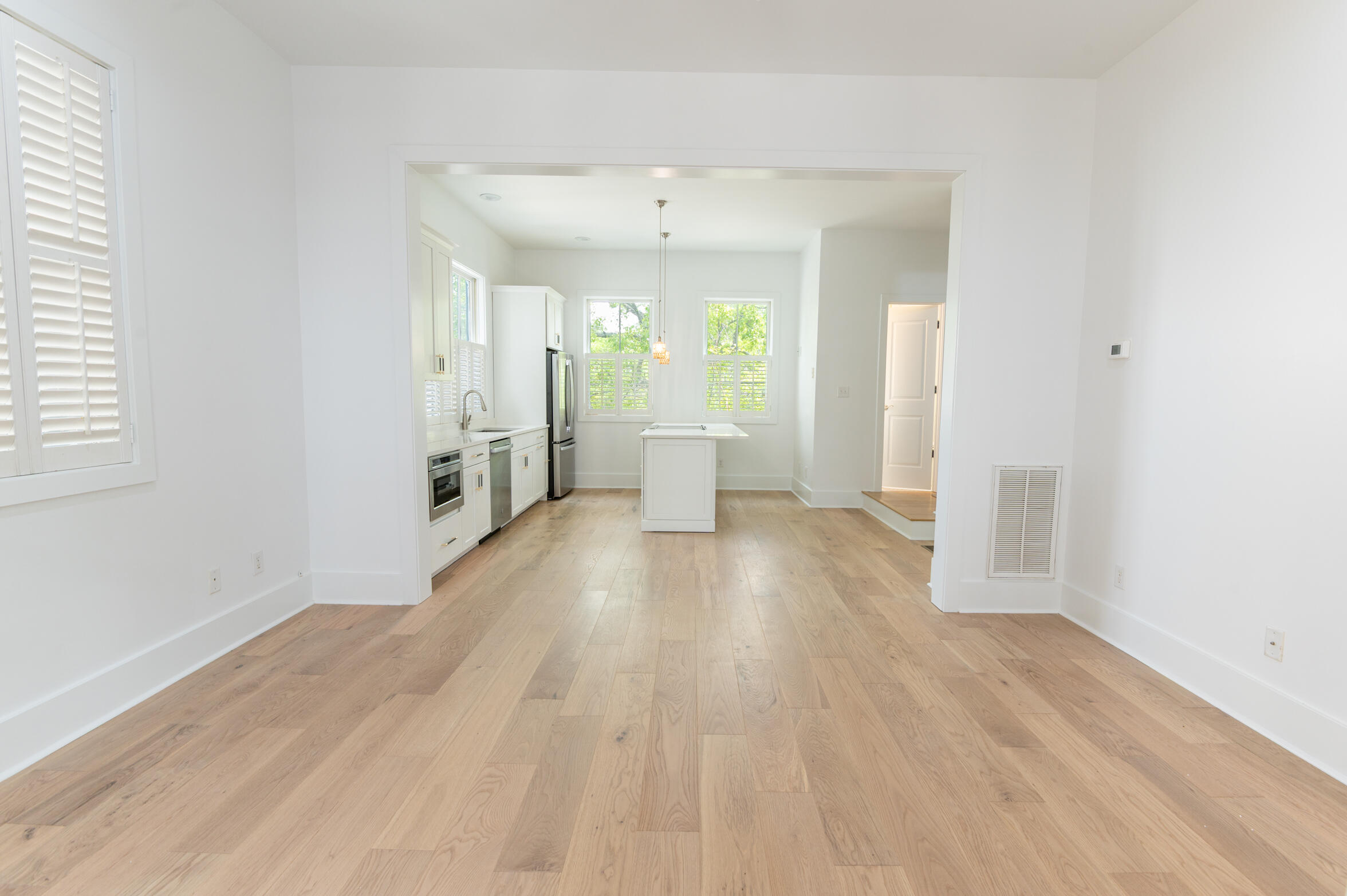 173 Coming Street, Unit B Charleston, SC 29403 - Photo 9 of 63 20250602-_0Z60405