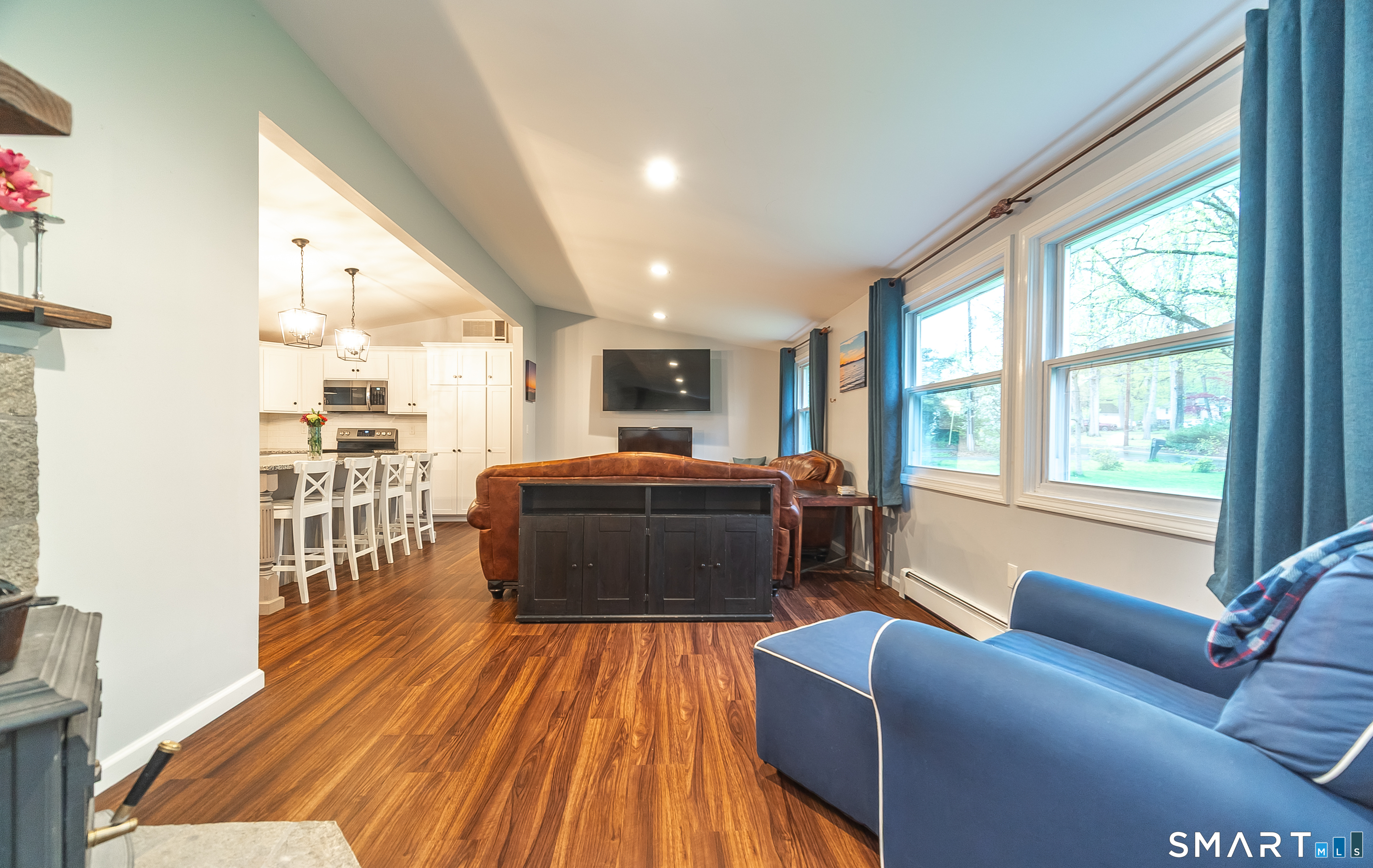 360 West Shepard Avenue Hamden, CT 06514 - Photo 9 of 38