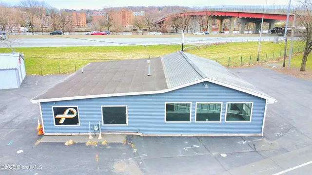 $399,900 | 1904 Broadway, Watervliet, NY 12189