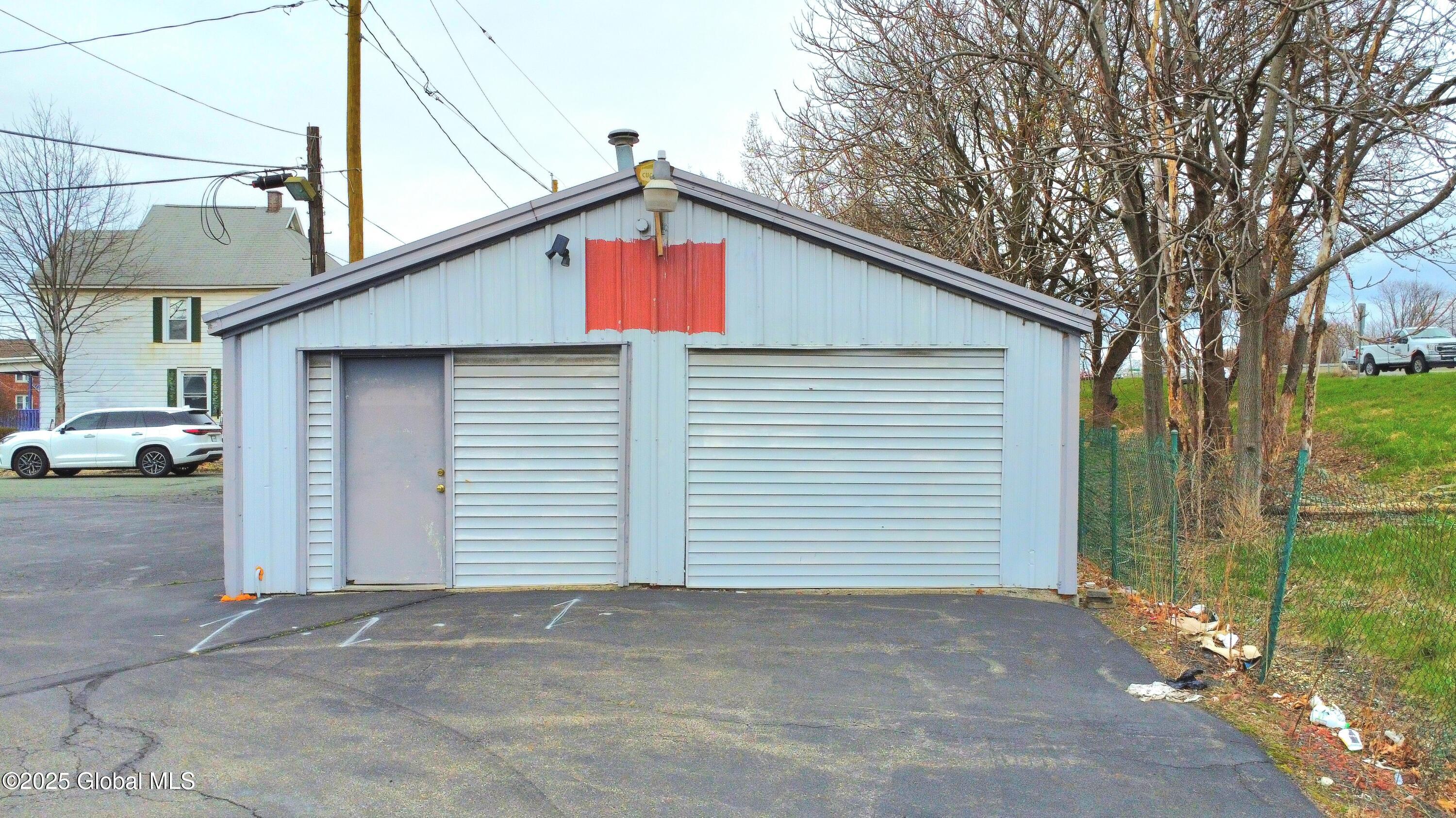 1904 Broadway Watervliet, NY 12189 - Photo 11 of 41 SPT_0043