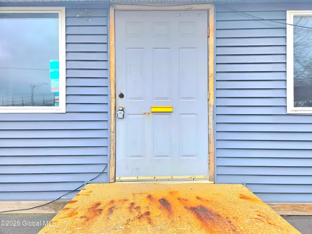 $399,900 | 1904 Broadway, Watervliet, NY 12189